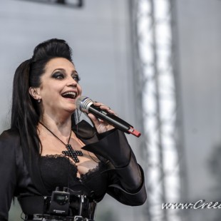 108 Lucie B&iacute;l&aacute; Arakain